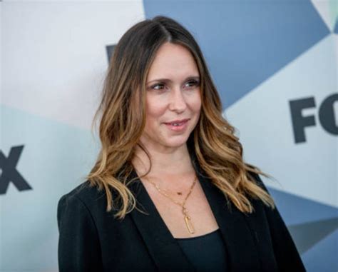 jennifer love hewitt net worth|Heres How Much Jennifer Love Hewitt Is Worth Now